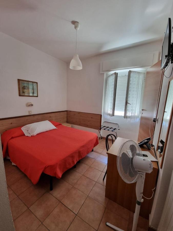 Hotel Riz Finale Ligure Exterior photo